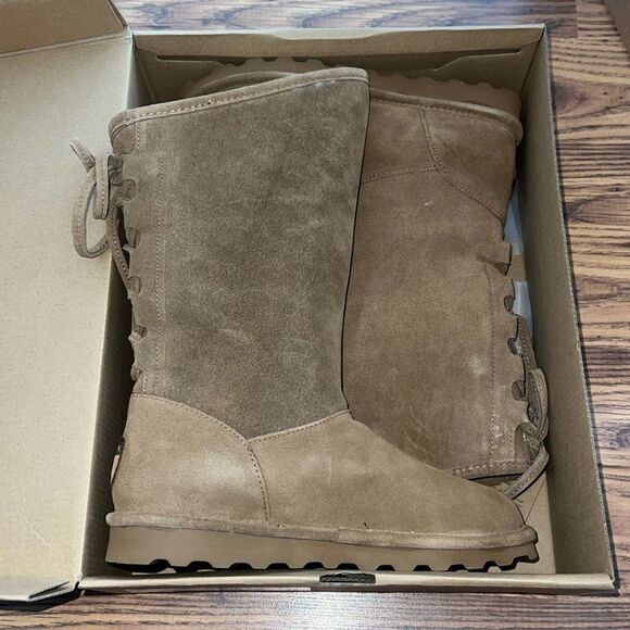 Bearpaw boots - Picture 1 of 4